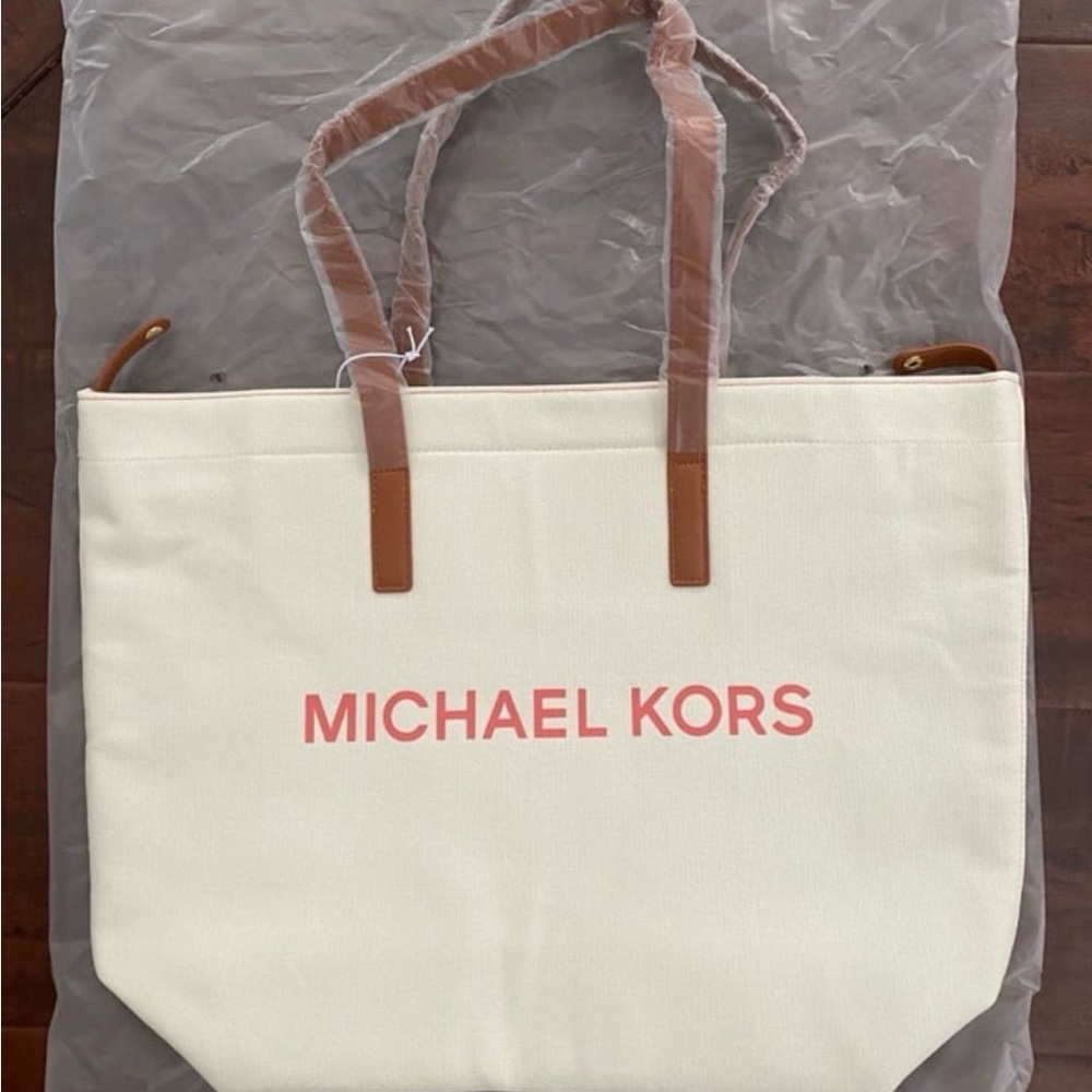 Michael Kors Cream Tote with Tan Handles
